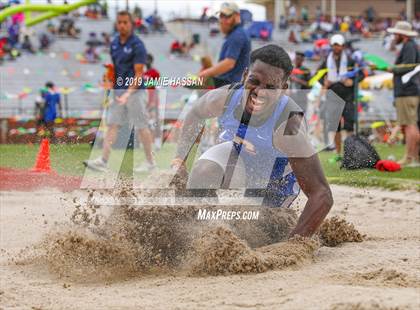 Thumbnail 2 in SCHSL AAAAA State Qualifier (Boys Field Events) photogallery.