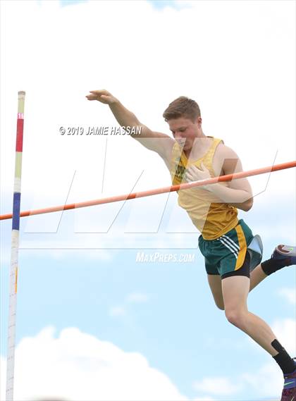 Thumbnail 3 in SCHSL AAAAA State Qualifier (Boys Field Events) photogallery.