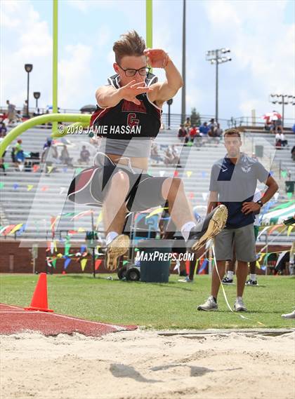 Thumbnail 3 in SCHSL AAAAA State Qualifier (Boys Field Events) photogallery.