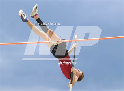 Thumbnail 2 in SCHSL AAAAA State Qualifier (Boys Field Events) photogallery.