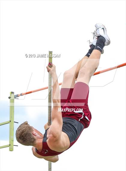 Thumbnail 3 in SCHSL AAAAA State Qualifier (Boys Field Events) photogallery.