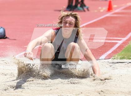 Thumbnail 3 in SCHSL AAAAA State Qualifier (Boys Field Events) photogallery.