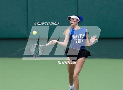 Thumbnail 2 in Plano West vs Houston Memorial (UIL 6A Team Tennis Semifinal) photogallery.