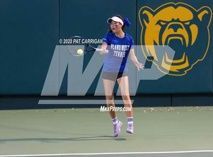 Thumbnail 2 in Plano West vs Houston Memorial (UIL 6A Team Tennis Semifinal) photogallery.