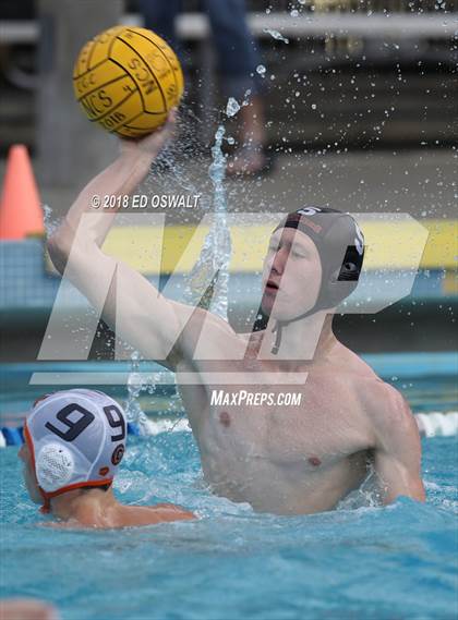 Thumbnail 3 in Redwood vs. California (CIF NCS D1 Quarterfinal) photogallery.