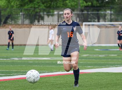 Thumbnail 1 in Wakeland vs. Grapevine (UIL 5A Girls State Final) photogallery.