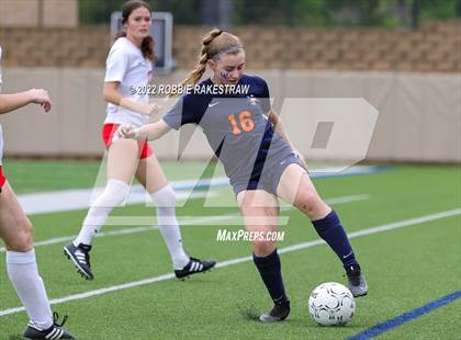 Thumbnail 2 in Wakeland vs. Grapevine (UIL 5A Girls State Final) photogallery.