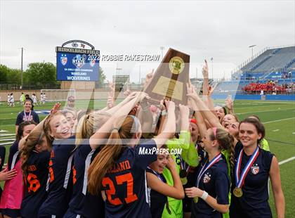 Thumbnail 2 in Wakeland vs. Grapevine (UIL 5A Girls State Final) photogallery.