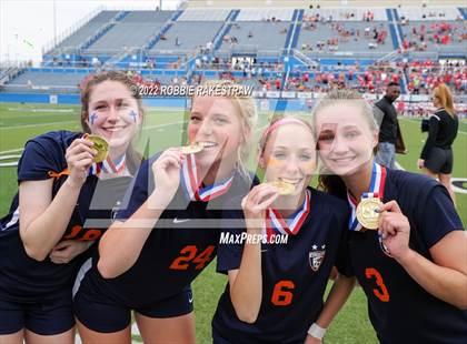 Thumbnail 2 in Wakeland vs. Grapevine (UIL 5A Girls State Final) photogallery.