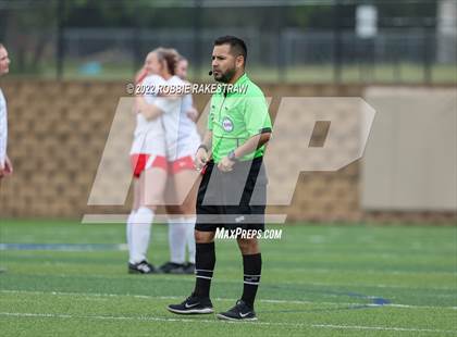 Thumbnail 3 in Wakeland vs. Grapevine (UIL 5A Girls State Final) photogallery.