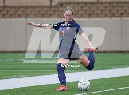 Thumbnail 2 in Wakeland vs. Grapevine (UIL 5A Girls State Final) photogallery.