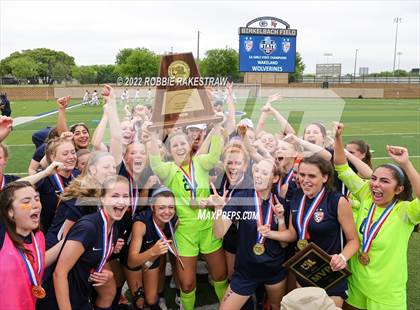 Thumbnail 3 in Wakeland vs. Grapevine (UIL 5A Girls State Final) photogallery.