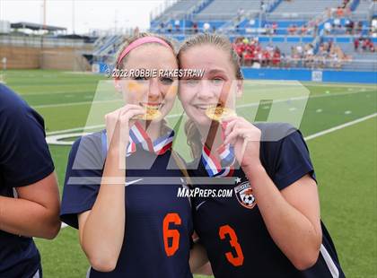 Thumbnail 1 in Wakeland vs. Grapevine (UIL 5A Girls State Final) photogallery.