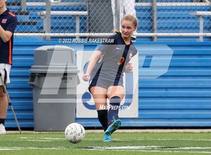 Thumbnail 2 in Wakeland vs. Grapevine (UIL 5A Girls State Final) photogallery.