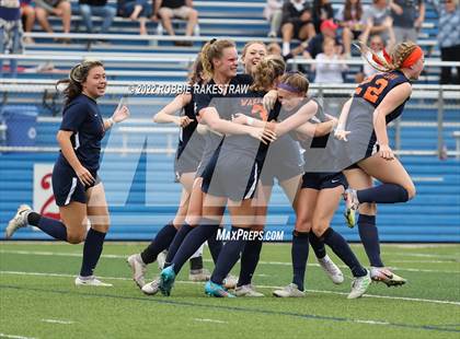 Thumbnail 1 in Wakeland vs. Grapevine (UIL 5A Girls State Final) photogallery.