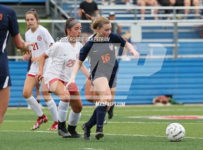 Thumbnail 1 in Wakeland vs. Grapevine (UIL 5A Girls State Final) photogallery.