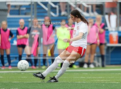 Thumbnail 2 in Wakeland vs. Grapevine (UIL 5A Girls State Final) photogallery.