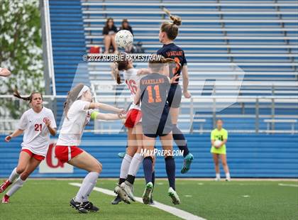 Thumbnail 1 in Wakeland vs. Grapevine (UIL 5A Girls State Final) photogallery.