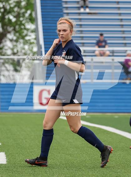 Thumbnail 3 in Wakeland vs. Grapevine (UIL 5A Girls State Final) photogallery.