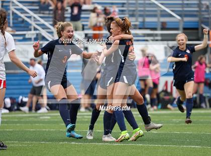 Thumbnail 2 in Wakeland vs. Grapevine (UIL 5A Girls State Final) photogallery.