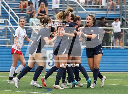Thumbnail 1 in Wakeland vs. Grapevine (UIL 5A Girls State Final) photogallery.