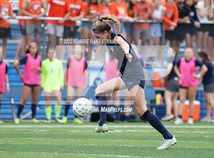 Thumbnail 3 in Wakeland vs. Grapevine (UIL 5A Girls State Final) photogallery.