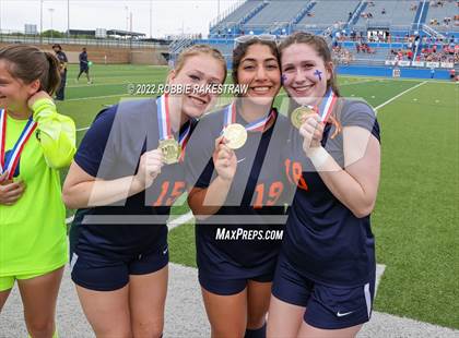 Thumbnail 2 in Wakeland vs. Grapevine (UIL 5A Girls State Final) photogallery.