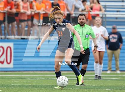 Thumbnail 2 in Wakeland vs. Grapevine (UIL 5A Girls State Final) photogallery.