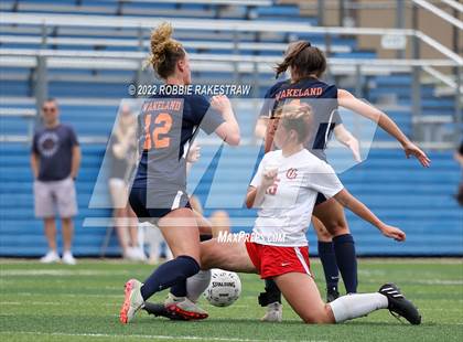 Thumbnail 1 in Wakeland vs. Grapevine (UIL 5A Girls State Final) photogallery.