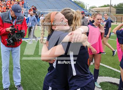 Thumbnail 3 in Wakeland vs. Grapevine (UIL 5A Girls State Final) photogallery.
