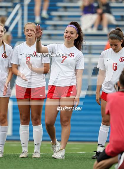 Thumbnail 2 in Wakeland vs. Grapevine (UIL 5A Girls State Final) photogallery.