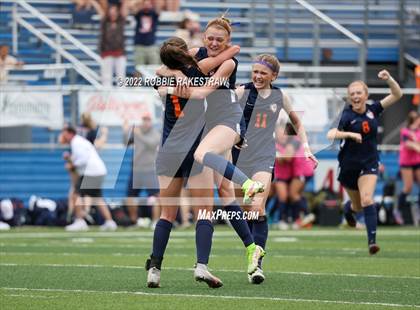 Thumbnail 1 in Wakeland vs. Grapevine (UIL 5A Girls State Final) photogallery.