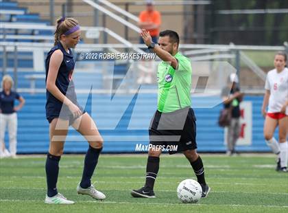 Thumbnail 1 in Wakeland vs. Grapevine (UIL 5A Girls State Final) photogallery.