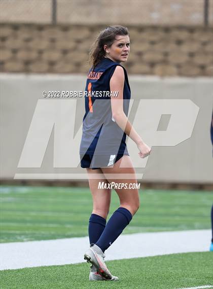 Thumbnail 3 in Wakeland vs. Grapevine (UIL 5A Girls State Final) photogallery.
