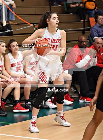 Thumbnail 2 in Parkersburg vs. East Hamilton (Ladies Classic) photogallery.