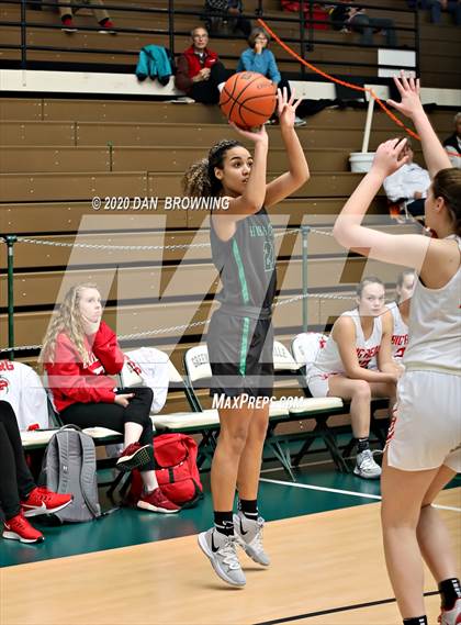 Thumbnail 1 in Parkersburg vs. East Hamilton (Ladies Classic) photogallery.