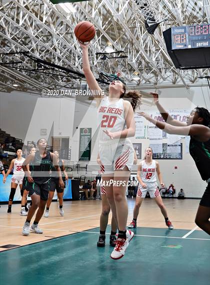 Thumbnail 3 in Parkersburg vs. East Hamilton (Ladies Classic) photogallery.