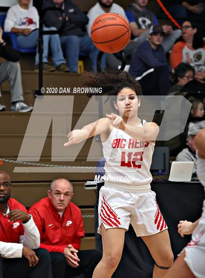 Thumbnail 3 in Parkersburg vs. East Hamilton (Ladies Classic) photogallery.