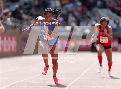 Thumbnail 3 in Penn Relays (4 X 100 Meter) photogallery.