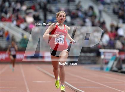 Thumbnail 2 in Penn Relays (4 X 100 Meter) photogallery.