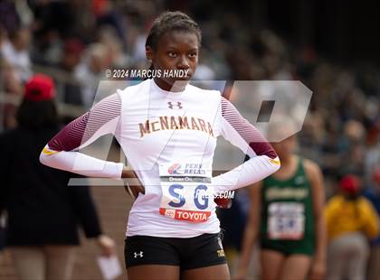Thumbnail 3 in Penn Relays (4 X 100 Meter) photogallery.