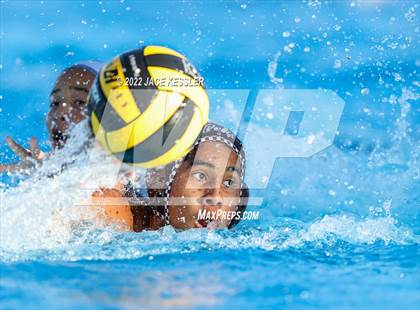 Thumbnail 3 in Newbury Park @ Crespi photogallery.