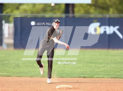 Thumbnail 2 in Del Oro @ Oak Ridge photogallery.