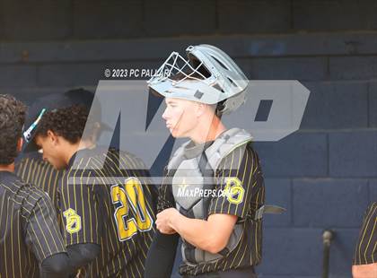 Thumbnail 2 in Del Oro @ Oak Ridge photogallery.