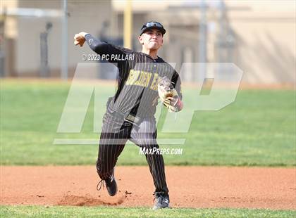 Thumbnail 3 in Del Oro @ Oak Ridge photogallery.