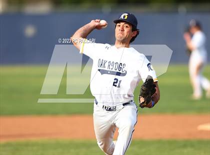 Thumbnail 2 in Del Oro @ Oak Ridge photogallery.