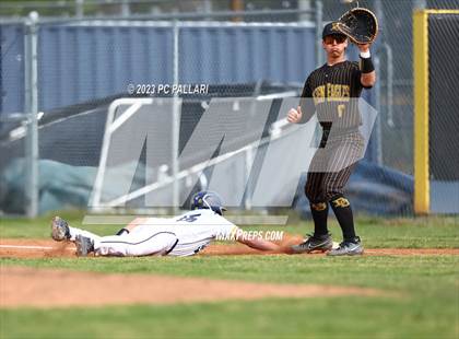 Thumbnail 2 in Del Oro @ Oak Ridge photogallery.