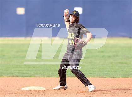 Thumbnail 3 in Del Oro @ Oak Ridge photogallery.