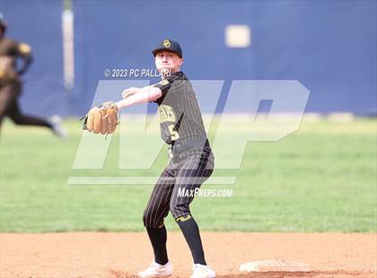 Thumbnail 2 in Del Oro @ Oak Ridge photogallery.