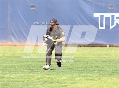 Thumbnail 3 in Del Oro @ Oak Ridge photogallery.